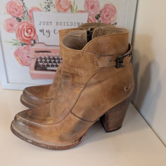 Bed Stu Shoes - 🥰GUC Bed Stu Isla Distressed Leather Zip Side Ankle Booties, Honey Tan, 6